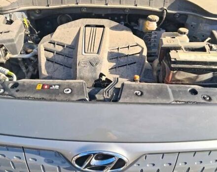 Серый Хендай Kona Electric, объемом двигателя 0 л и пробегом 45 тыс. км за 15999 $, фото 7 на Automoto.ua