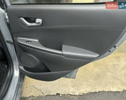 Сірий Хендай Kona Electric, об'ємом двигуна 0 л та пробігом 44 тис. км за 17600 $, фото 34 на Automoto.ua