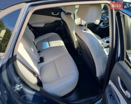 Серый Хендай Kona Electric, объемом двигателя 0 л и пробегом 42 тыс. км за 21500 $, фото 26 на Automoto.ua