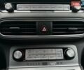 Серый Хендай Kona Electric, объемом двигателя 0 л и пробегом 65 тыс. км за 19900 $, фото 67 на Automoto.ua