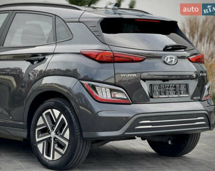 Серый Хендай Kona Electric, объемом двигателя 0 л и пробегом 87 тыс. км за 19552 $, фото 29 на Automoto.ua