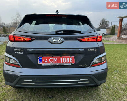 Сірий Хендай Kona Electric, об'ємом двигуна 0 л та пробігом 23 тис. км за 17900 $, фото 5 на Automoto.ua