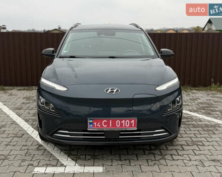 Сірий Хендай Kona Electric, об'ємом двигуна 0 л та пробігом 37 тис. км за 18100 $, фото 4 на Automoto.ua