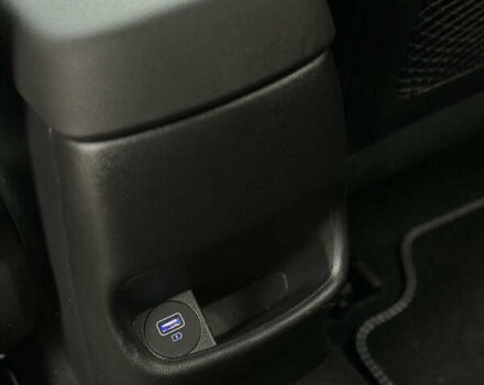 Серый Хендай Kona Electric, объемом двигателя 0 л и пробегом 63 тыс. км за 18450 $, фото 36 на Automoto.ua