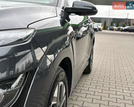 Сірий Хендай Kona Electric, об'ємом двигуна 0 л та пробігом 52 тис. км за 16450 $, фото 11 на Automoto.ua