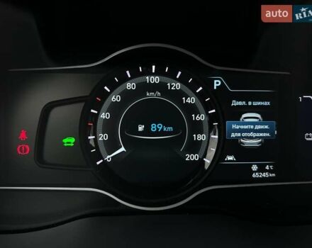 Серый Хендай Kona Electric, объемом двигателя 0 л и пробегом 65 тыс. км за 19900 $, фото 54 на Automoto.ua