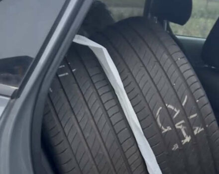 Сірий Хендай Kona Electric, об'ємом двигуна 0 л та пробігом 44 тис. км за 17600 $, фото 15 на Automoto.ua