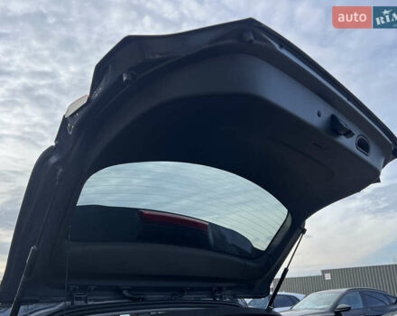 Серый Хендай Kona Electric, объемом двигателя 0 л и пробегом 72 тыс. км за 20154 $, фото 40 на Automoto.ua