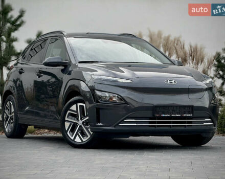 Серый Хендай Kona Electric, объемом двигателя 0 л и пробегом 87 тыс. км за 19552 $, фото 21 на Automoto.ua
