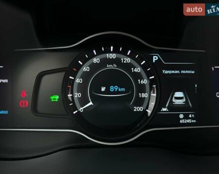 Серый Хендай Kona Electric, объемом двигателя 0 л и пробегом 65 тыс. км за 19900 $, фото 52 на Automoto.ua