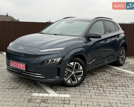 Сірий Хендай Kona Electric, об'ємом двигуна 0 л та пробігом 37 тис. км за 18100 $, фото 1 на Automoto.ua