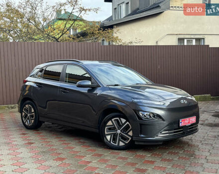 Серый Хендай Kona Electric, объемом двигателя 0 л и пробегом 77 тыс. км за 15999 $, фото 59 на Automoto.ua