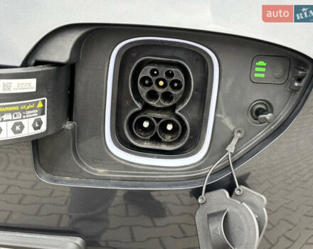 Сірий Хендай Kona Electric, об'ємом двигуна 0 л та пробігом 52 тис. км за 16450 $, фото 23 на Automoto.ua