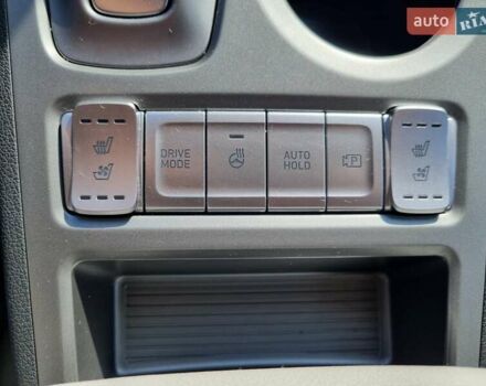 Серый Хендай Kona Electric, объемом двигателя 0 л и пробегом 42 тыс. км за 21500 $, фото 46 на Automoto.ua