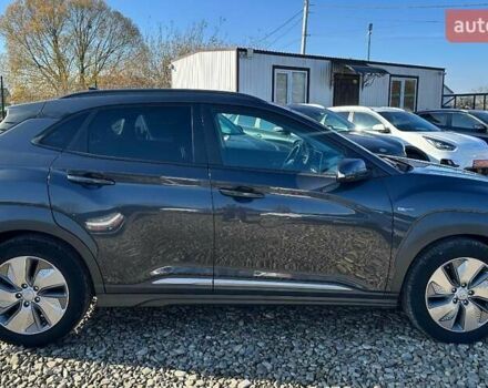 Сірий Хендай Kona Electric, об'ємом двигуна 0 л та пробігом 83 тис. км за 19900 $, фото 31 на Automoto.ua