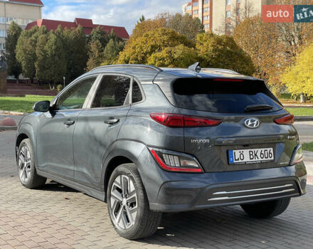 Серый Хендай Kona Electric, объемом двигателя 0 л и пробегом 48 тыс. км за 17390 $, фото 6 на Automoto.ua