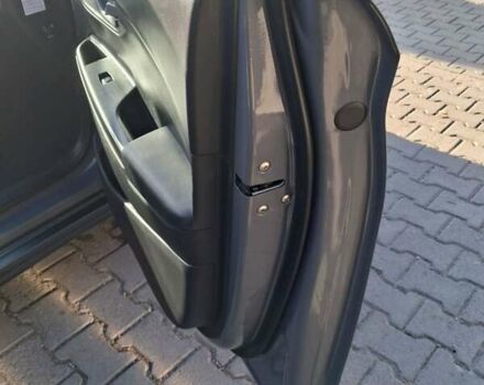 Серый Хендай Kona Electric, объемом двигателя 0 л и пробегом 45 тыс. км за 15999 $, фото 34 на Automoto.ua