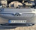 Серый Хендай Kona Electric, объемом двигателя 0 л и пробегом 45 тыс. км за 15999 $, фото 15 на Automoto.ua