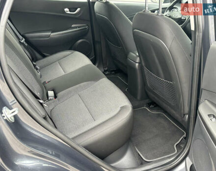 Сірий Хендай Kona Electric, об'ємом двигуна 0 л та пробігом 52 тис. км за 16450 $, фото 58 на Automoto.ua