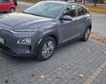 Серый Хендай Kona Electric, объемом двигателя 0 л и пробегом 45 тыс. км за 15999 $, фото 17 на Automoto.ua