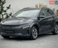 Серый Хендай Kona Electric, объемом двигателя 0 л и пробегом 87 тыс. км за 19552 $, фото 2 на Automoto.ua