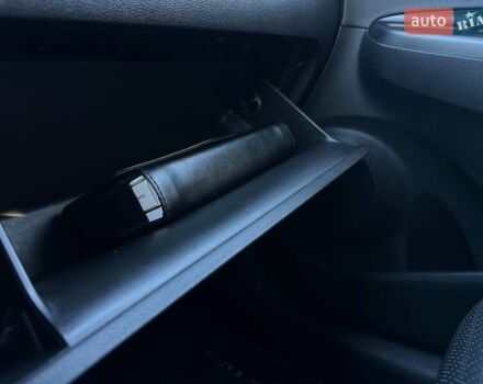 Сірий Хендай Kona Electric, об'ємом двигуна 0 л та пробігом 83 тис. км за 19900 $, фото 74 на Automoto.ua