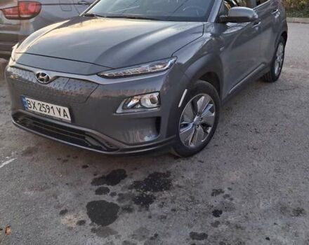 Серый Хендай Kona Electric, объемом двигателя 0 л и пробегом 45 тыс. км за 15999 $, фото 24 на Automoto.ua
