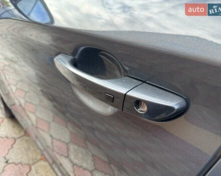 Серый Хендай Kona Electric, объемом двигателя 0 л и пробегом 77 тыс. км за 15999 $, фото 10 на Automoto.ua