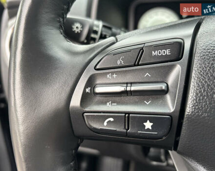 Сірий Хендай Kona Electric, об'ємом двигуна 0 л та пробігом 52 тис. км за 16450 $, фото 34 на Automoto.ua