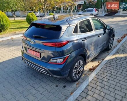 Серый Хендай Kona Electric, объемом двигателя 0 л и пробегом 42 тыс. км за 21500 $, фото 3 на Automoto.ua