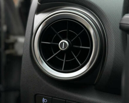 Серый Хендай Kona Electric, объемом двигателя 0 л и пробегом 63 тыс. км за 17900 $, фото 18 на Automoto.ua