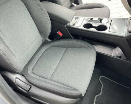 Серый Хендай Kona Electric, объемом двигателя 0 л и пробегом 47 тыс. км за 15950 $, фото 25 на Automoto.ua