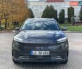 Серый Хендай Kona Electric, объемом двигателя 0 л и пробегом 48 тыс. км за 17390 $, фото 2 на Automoto.ua