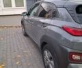 Серый Хендай Kona Electric, объемом двигателя 0 л и пробегом 45 тыс. км за 15999 $, фото 2 на Automoto.ua