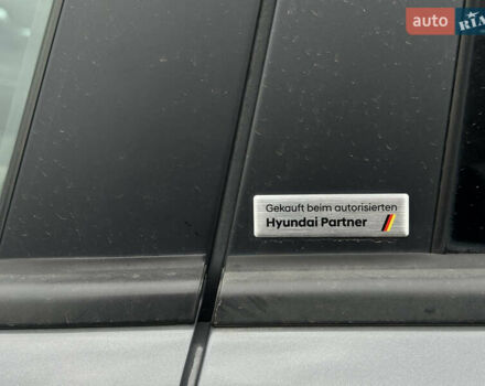 Серый Хендай Kona Electric, объемом двигателя 0 л и пробегом 65 тыс. км за 17999 $, фото 20 на Automoto.ua