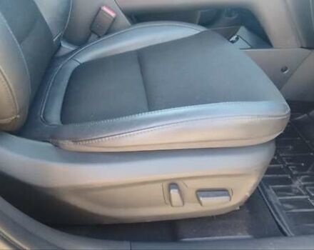 Сірий Хендай Kona Electric, об'ємом двигуна 0 л та пробігом 134 тис. км за 17800 $, фото 12 на Automoto.ua