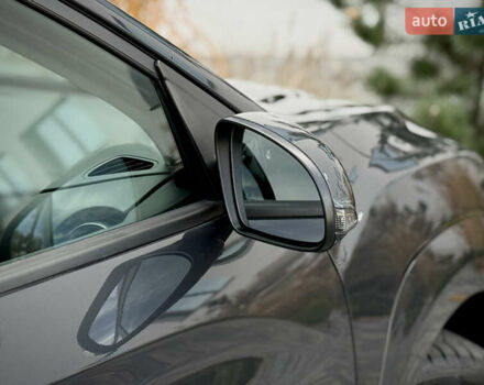 Серый Хендай Kona Electric, объемом двигателя 0 л и пробегом 87 тыс. км за 19552 $, фото 19 на Automoto.ua