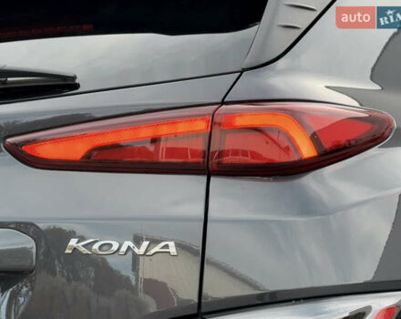Серый Хендай Kona Electric, объемом двигателя 0 л и пробегом 87 тыс. км за 19552 $, фото 44 на Automoto.ua