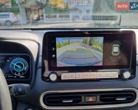 Серый Хендай Kona Electric, объемом двигателя 0 л и пробегом 42 тыс. км за 21500 $, фото 44 на Automoto.ua
