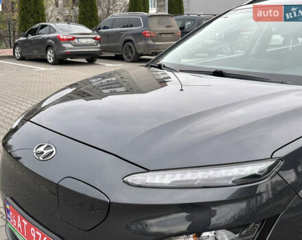 Сірий Хендай Kona Electric, об'ємом двигуна 0 л та пробігом 52 тис. км за 16450 $, фото 19 на Automoto.ua