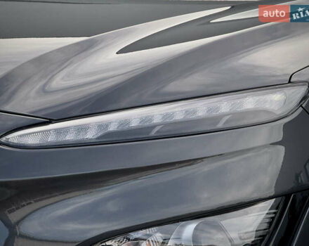 Серый Хендай Kona Electric, объемом двигателя 0 л и пробегом 87 тыс. км за 19552 $, фото 39 на Automoto.ua
