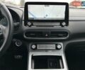 Серый Хендай Kona Electric, объемом двигателя 0 л и пробегом 65 тыс. км за 19900 $, фото 58 на Automoto.ua