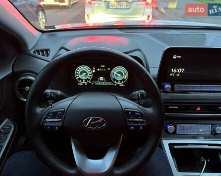 Серый Хендай Kona Electric, объемом двигателя 0 л и пробегом 63 тыс. км за 17900 $, фото 37 на Automoto.ua