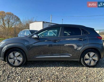 Сірий Хендай Kona Electric, об'ємом двигуна 0 л та пробігом 83 тис. км за 19900 $, фото 27 на Automoto.ua