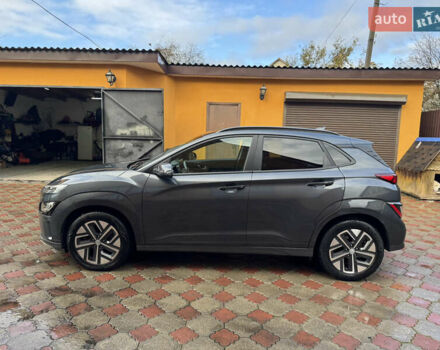 Серый Хендай Kona Electric, объемом двигателя 0 л и пробегом 77 тыс. км за 15999 $, фото 8 на Automoto.ua