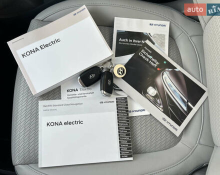 Серый Хендай Kona Electric, объемом двигателя 0 л и пробегом 72 тыс. км за 20154 $, фото 76 на Automoto.ua