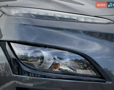 Серый Хендай Kona Electric, объемом двигателя 0 л и пробегом 87 тыс. км за 19552 $, фото 36 на Automoto.ua