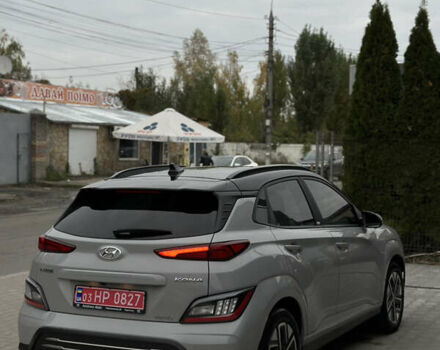 Серый Хендай Kona Electric, объемом двигателя 0 л и пробегом 63 тыс. км за 18450 $, фото 4 на Automoto.ua