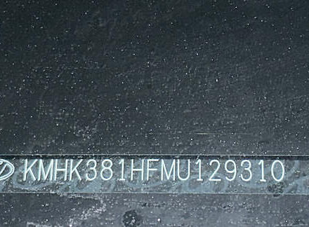 Серый Хендай Kona Electric, объемом двигателя 0 л и пробегом 63 тыс. км за 18450 $, фото 48 на Automoto.ua