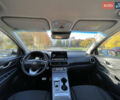 Серый Хендай Kona Electric, объемом двигателя 0 л и пробегом 48 тыс. км за 17390 $, фото 32 на Automoto.ua